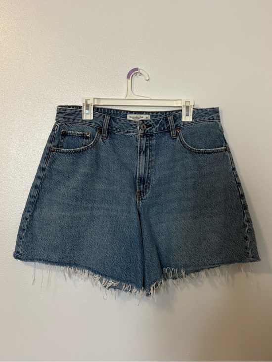 Abercrombie & Fitch Pants - Abercrombie Loose High Rise Shorts